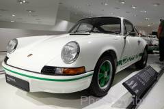 自動車