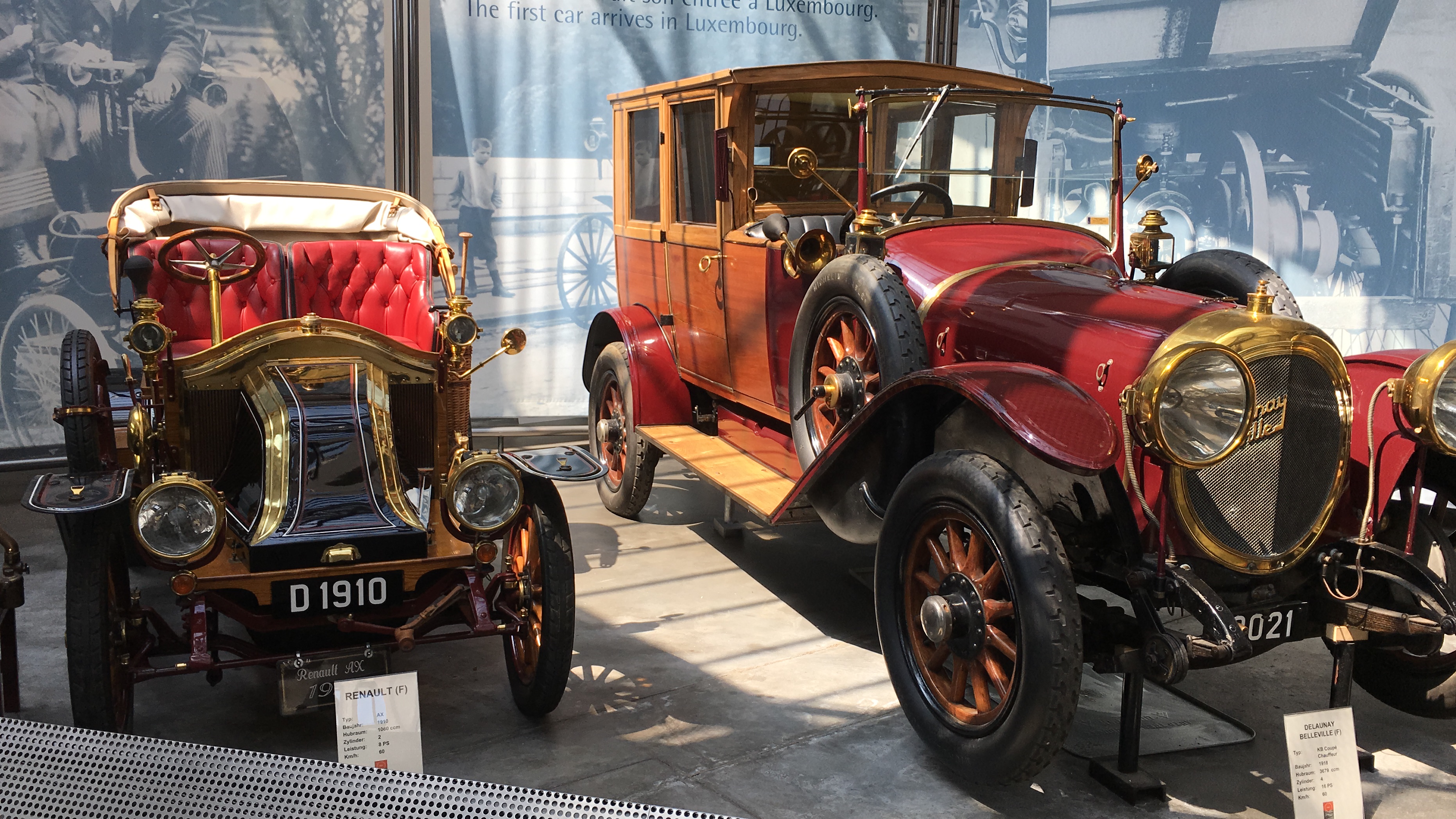 ディーキルヒ国立自動車歴史博物館にて1910年代のクラシックカー