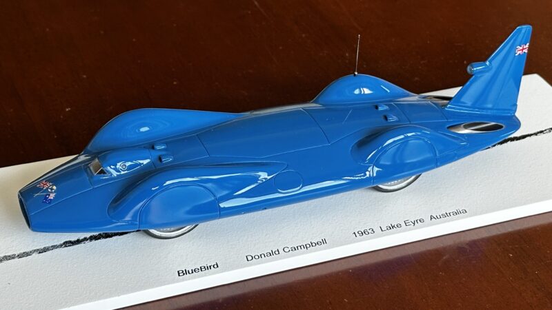 1/43のドナルド・キャンベルのブルーバードCN7ミニカー