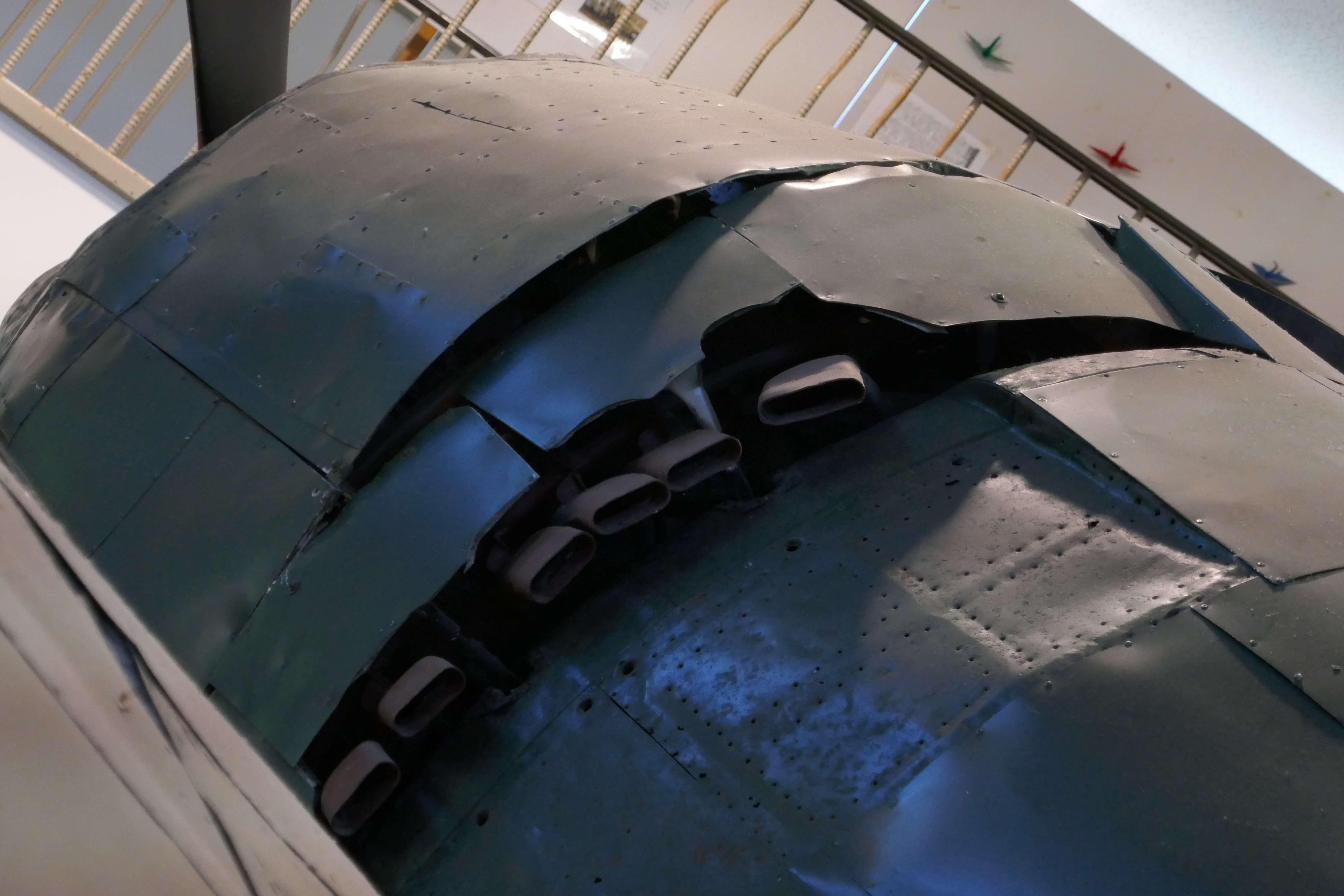 愛媛県の紫電改展示館、排気管アップ